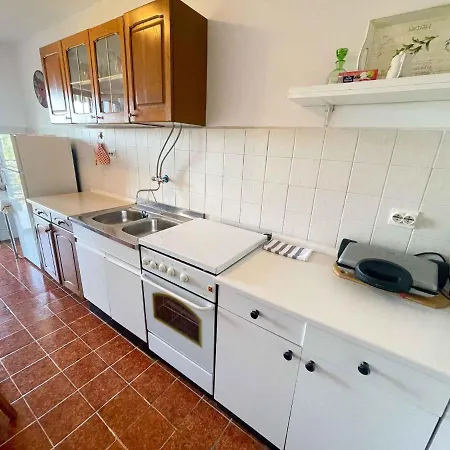In 42259 Apartament Jadranovo