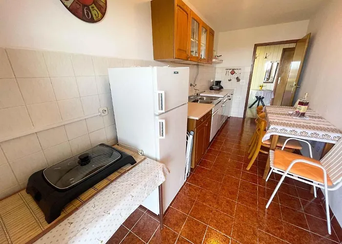 In 42259 Appartamento Jadranovo
