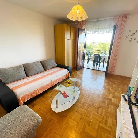 In 42259 Appartamento Jadranovo
